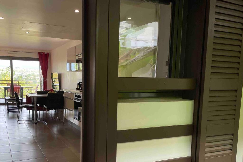 Superbe Appartement, Piscine, Vue Mer Et Montagnes Antibes Eksteriør bilde