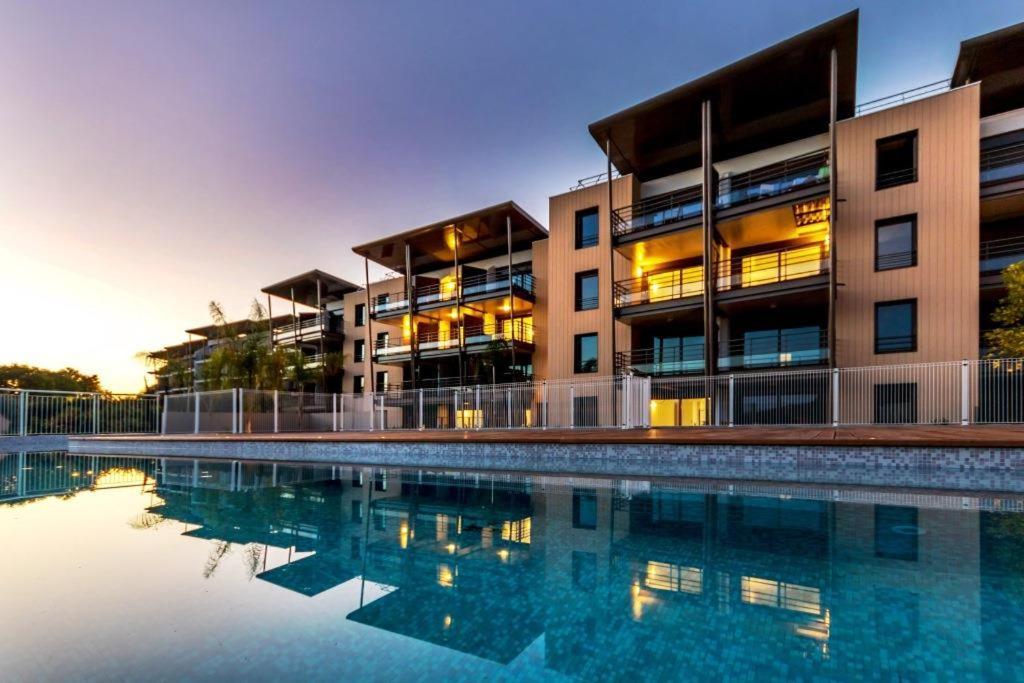 Superbe Appartement, Piscine, Vue Mer Et Montagnes Antibes Eksteriør bilde